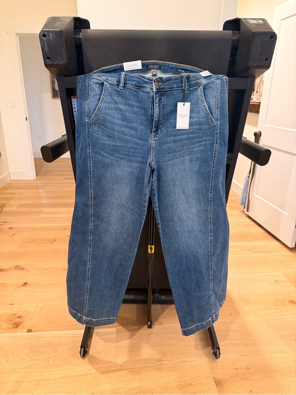 Wide Leg Judy blue jeans full length